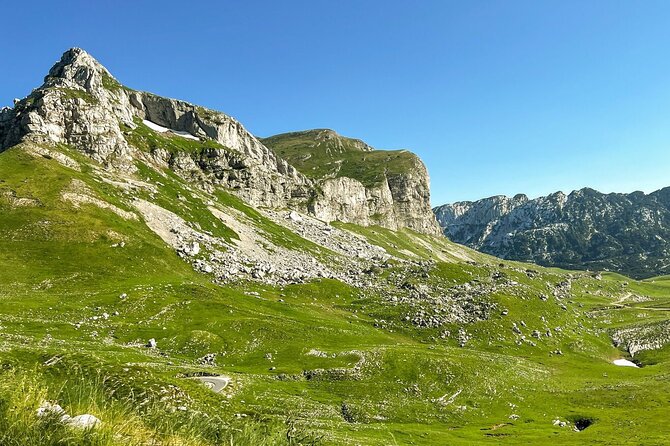 1-Day Montenegro Hiking Tour to Durmitor National Park - Prutaš and Crvena Greda break: a short reset before the finish
