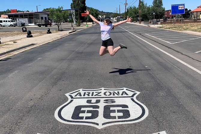 2 Day: Grand Canyon, Antelope Canyon, Horseshoe Bend, Zion Tour - Route 66: Williams and Seligman for lunch and classic Americana