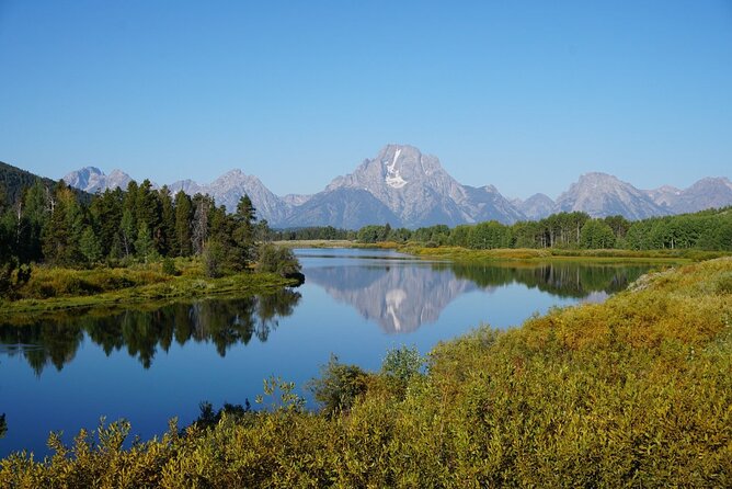 2-Day Yellowstone National Park Upper and Lower Loop Exploration - Wildlife-Spotting Reality: How the Binoculars and Scope Change the Trip