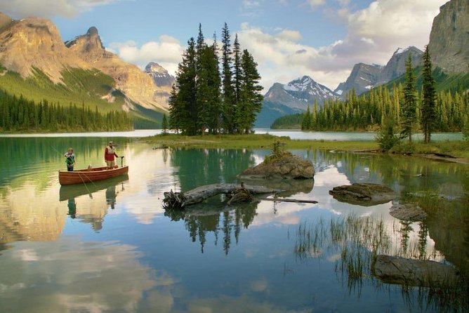 3-Day Authentic Jasper National Park Packaged Tour - Should you book this Jasper National Park packaged tour?