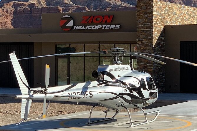 35 Mile - Zion National Park Panoramic Helicopter Flight - First time in a helicopter over Zion: what you’re really buying for $199