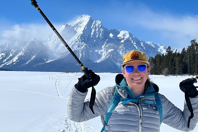 4 hour Snowshoe in Grand Teton National Park - What you do on the snow: tracks, habitats, and a guided loop in winter