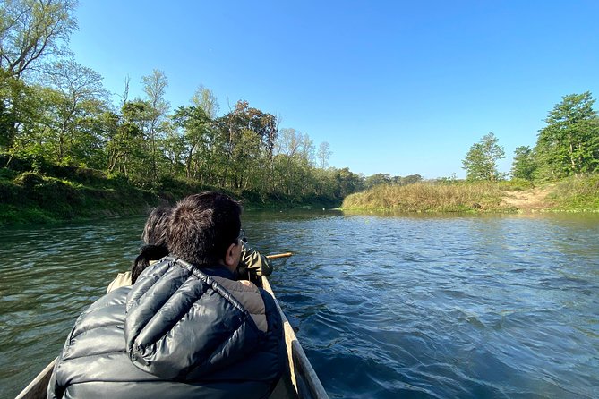 45 Minutes Canoeing at Rapti River in Chitwan National Park - The guide factor: English support and real wildlife scanning