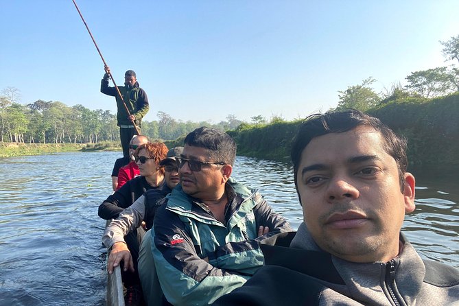 45 Minutes Canoeing at Rapti River in Chitwan National Park - Value for money: why $48 can make sense here