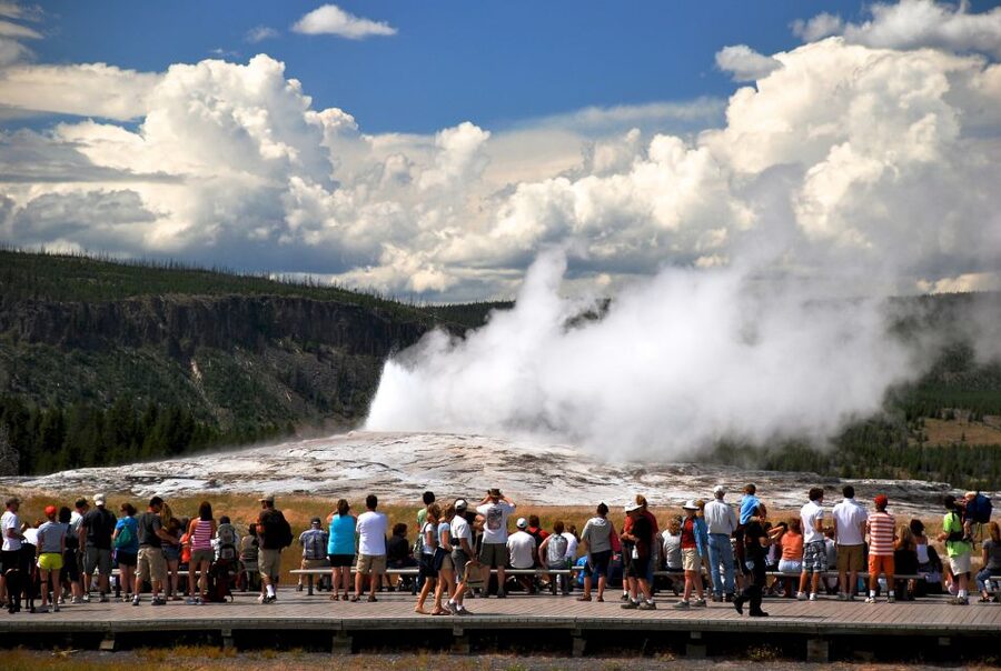 7-Day Yellowstone National Park Rocky Mountain Explorer - Price and value: what you’re paying for, and what to budget