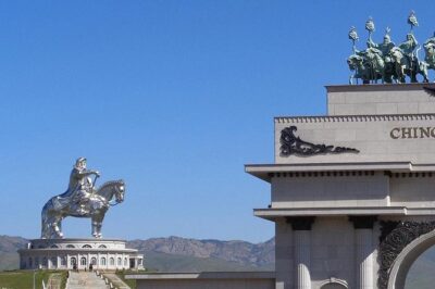 A day trip to Terelj National Park and Statue of Chinggis Khan - Chinggis Khaan Statue: museum time and the big-horse moment