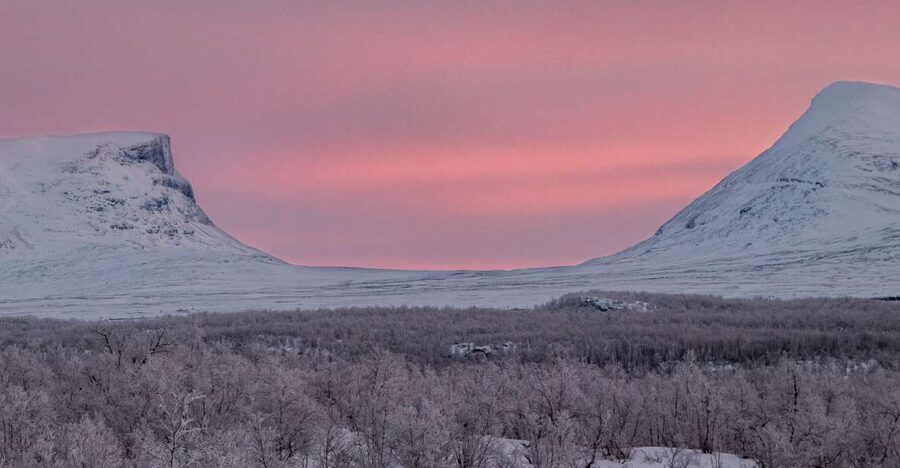 Abisko National Park: Scenic Morning Hike with Transfer - Key highlights at a glance