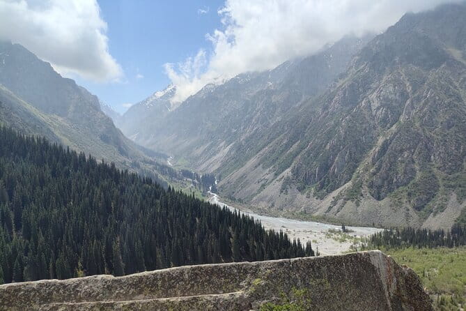 Ala Archa National Park Hiking Exploration Tour - Entering Ala-Archa in About an Hour From Bishkek