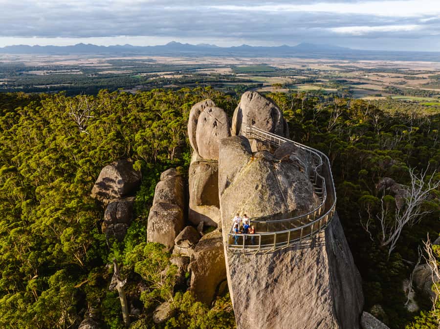 Albany: Guided Granite Skywalk in Porongurup National Park - Porongurup from Albany Visitor Centre: the drive that sets you up