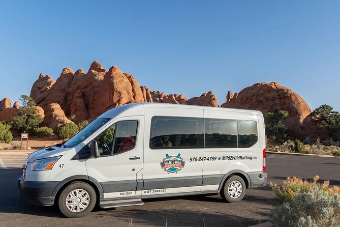 Arches National Park Half Day Tour - Getting there without the hassle: shuttle and entry included