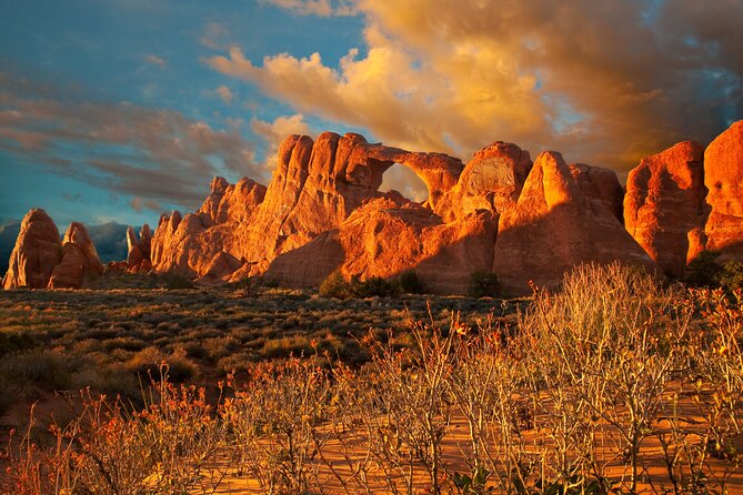 Arches National Park Hike Challenge: Tackle Devils Garden 7m Loop - Devils Garden 7-mile loop: what makes this Arches challenge worth it