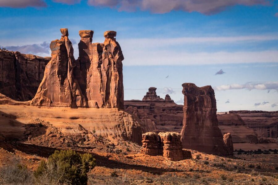 Arches National Park: Sunset Pavement Van Tour - Price and value: what $161 buys you in Arches light