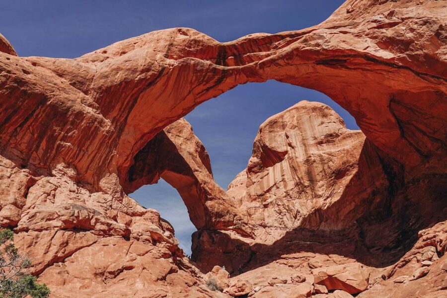 Arches National Park: Sunset Pavement Van Tour - Who this sunset van tour suits best