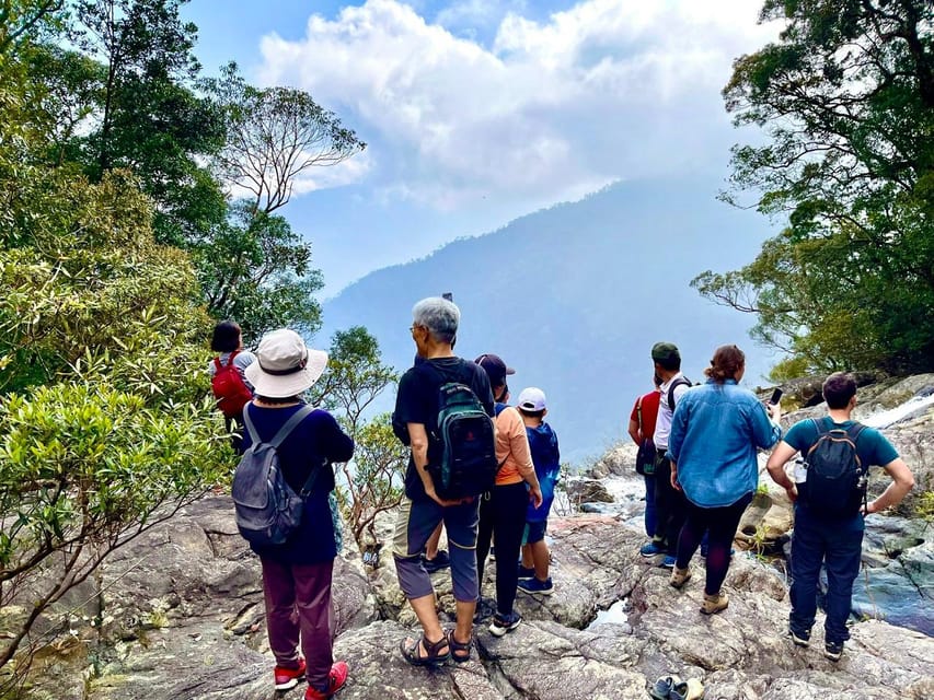 Bach Ma National Park Trekking Tour From Hue/Da Nang/Hoi An - Do Quyen Waterfall: Picnic Lunch, Then the Cool Down Moment