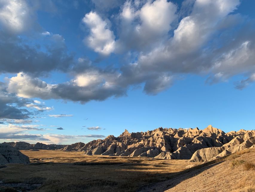 Badlands National Park Private Tour - Picking up fast: Rapid City, Custer, Hill City, Keystone