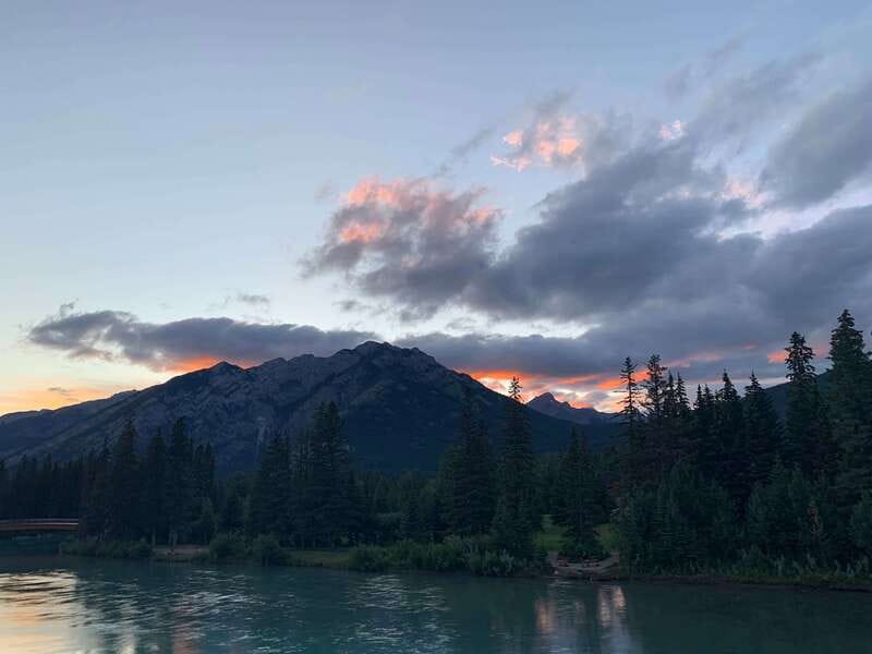 Banff: Guided Sunset and Stargazing Tour - Northern Lights, Shooting Stars, and Satellites: Manage Expectations the Right Way