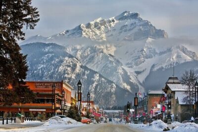 Banff, Lake Louise & Yoho National Parks 2-Day Tour - Day 1 in Banff: Sulphur Mountain, Bow Falls, and the “most photographed” stops