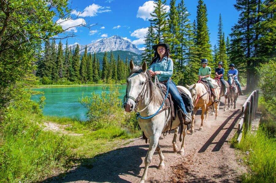 Banff National Park: 1-Hour Bow River Horseback Ride - From helmet to saddle: how the basic instruction actually sets you up