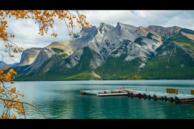 Banff National Park Tour with a Small Group - Guides and service: when the human side matters