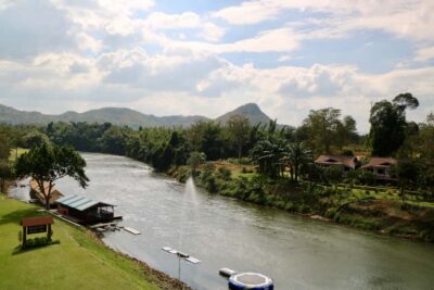 Bangkok: 2-Day River Kwai & Erawan National Park Tour - Damnoen Saduak floating market: start on the water, not in a line