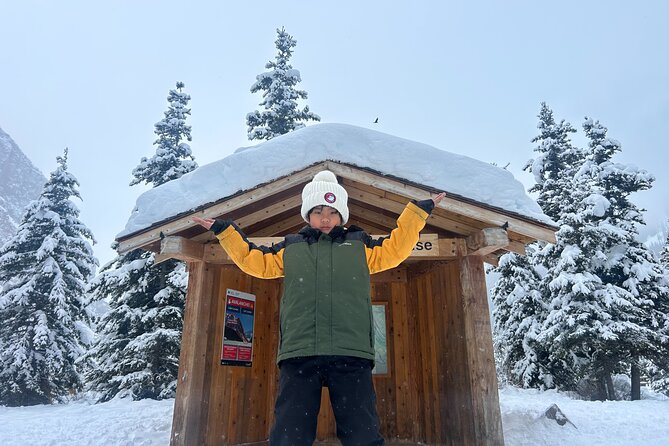 Calgary/Canmore/Banff: Enchanting Banff National Park Day Tour - Lake Louise: canoe-and-hike summer, ice-skate winter