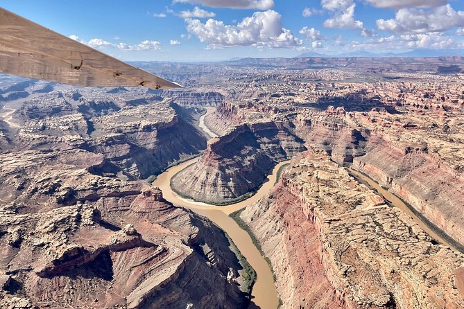Canyonlands National Park Airplane Tour - Cataract Canyon: The Colorado River’s Long Cut