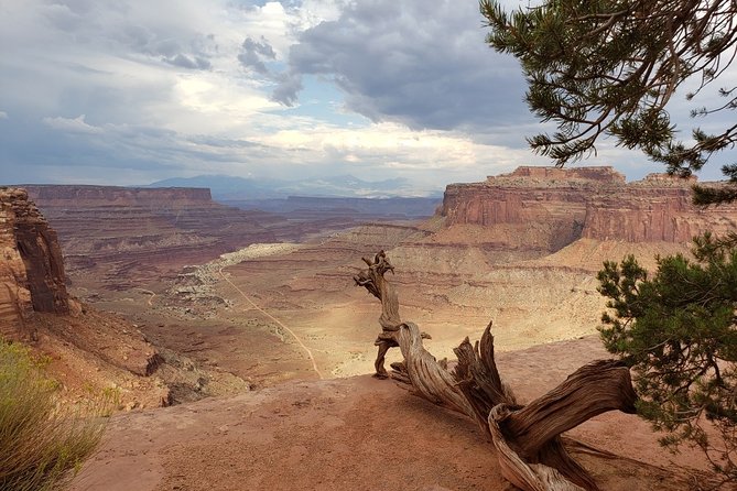 Canyonlands National Park Backcountry 4x4 Adventure from Moab - What’s included (and the stuff you’ll need to bring yourself)