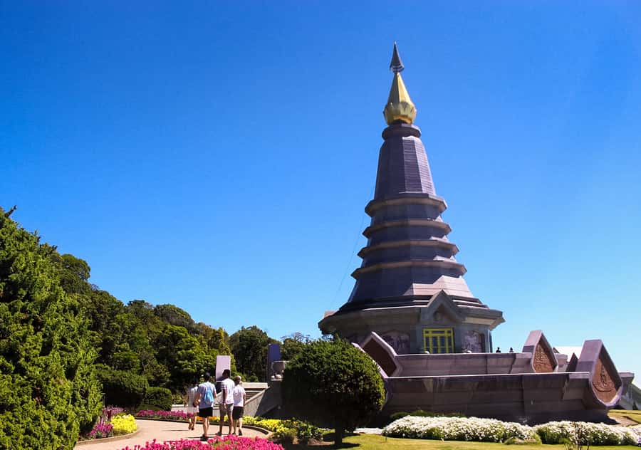 Chiang Mai: Doi Inthanon National Park with Ticket & Lunch - The mountain summit: Thailand’s highest peak stop
