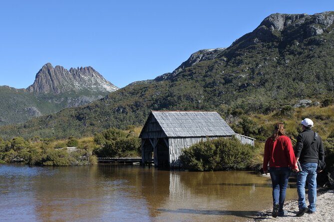 Cradle Mountain National Park Day Tour from Launceston - Sheffield murals stop: a free hit of personality