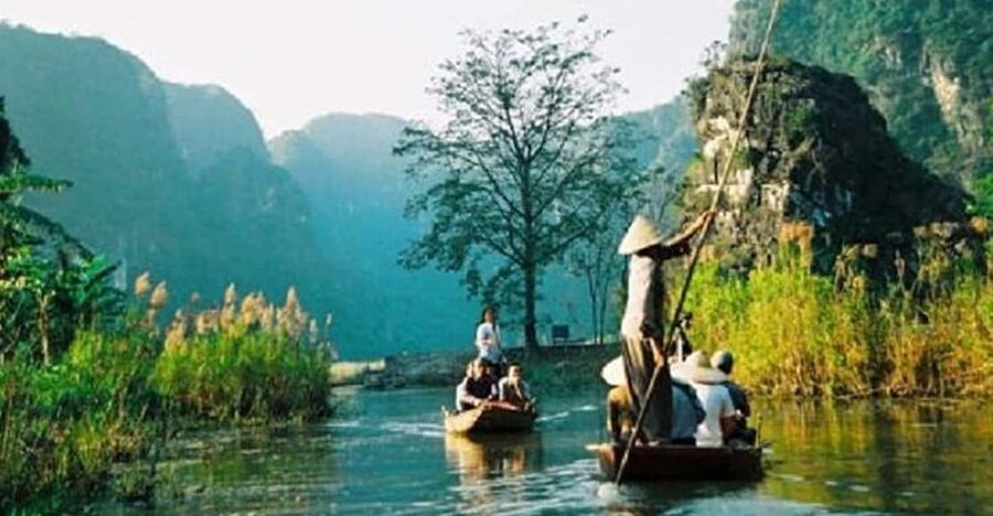 CUC PHUONG NATIONAL PARK - VAN LONG DAI LY TOUR DAY TRIP - Who should book this Cuc Phuong and Van Long day trip?