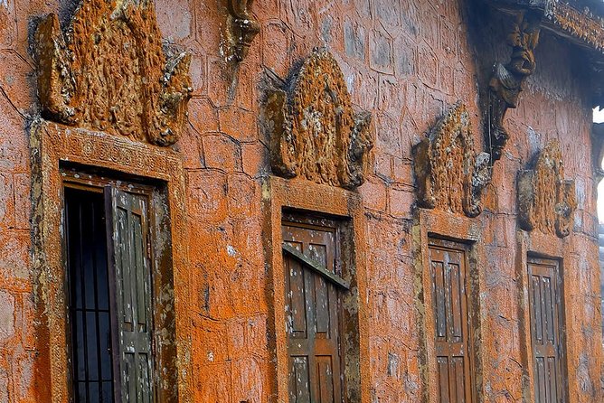 Discover Bokor National Park - Black Palace ruins: 1936, Yeay Mao, and the abandoned banquet feel