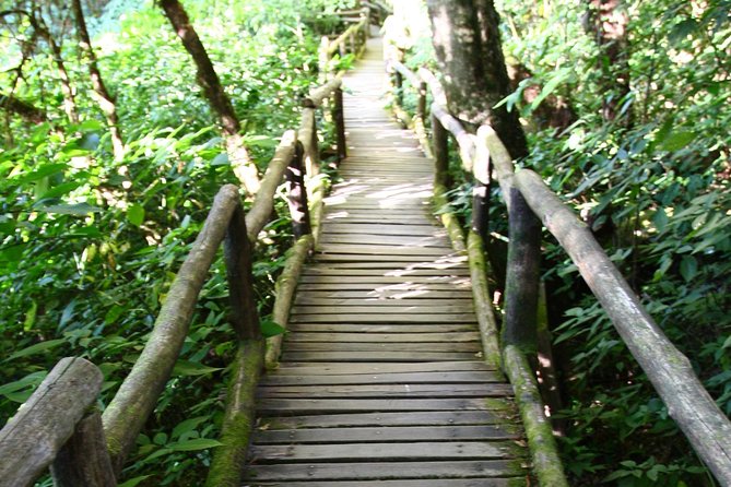 Doi Inthanon National Park including Lunch from Chiang Mai - Getting out of Chiang Mai: ride comfort and realistic timing
