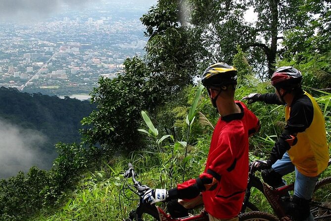 Doi Suthep National Park To Chiang Mai Beginner Downhill Mountain Biking - The downhill experience: what you’ll feel and what to focus on
