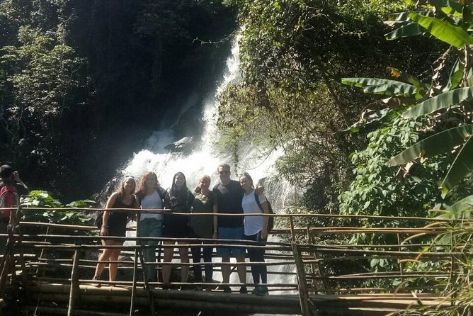 Doi Suthep Tour: Trekking at Doi Inthanon National Park with Lunch - What the buffet lunch and bottled water do for your day