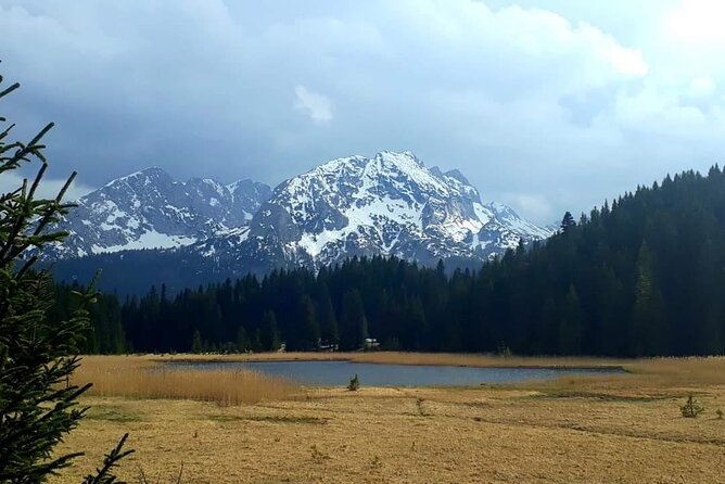Durmitor National Park hiking tour - easy to moderate - Zminje Lake for contrast: quieter water and time with the guide