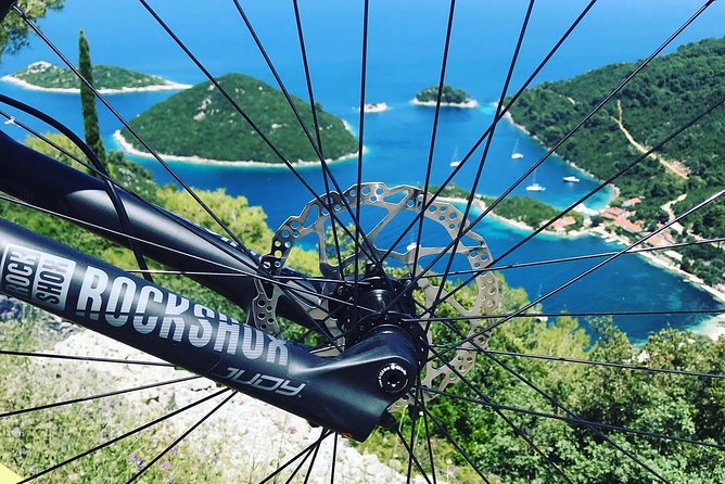 E bike rental National park Mljet - Bosch-powered assist: what it means for your legs