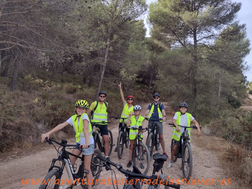 Electric mountain bike in Sierra de las Nieves national park - Elena’s Role: More Than Just a Driver on Trails