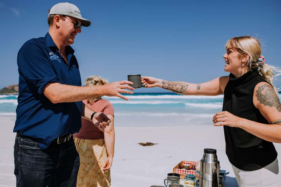 Esperance: Cape Le Grand National Park 4x4 Beach Adventure - Why a 4x4 Beach Drive Beats a Regular Lookout