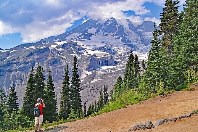 Explore Mt. Rainier National Park with a Local Guide - The Road In: Light Breakfast and Getting Set for Paradise