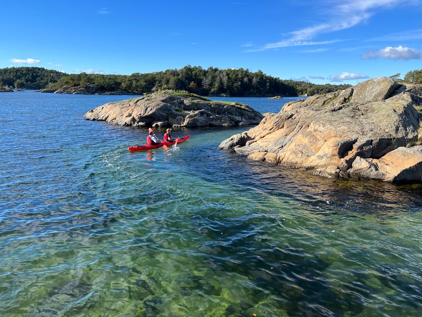 Færvik: Raet National Park Sea Kayaking Trip - Gjessholmen sandy bay: where the trip slows down for real viewing