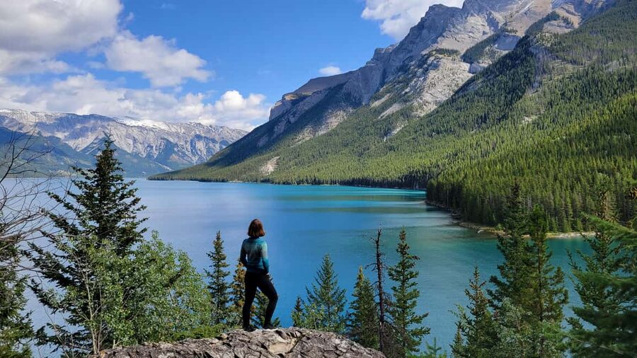 From Calgary/Canmore: Banff National Park Premium Day Trip - Moraine Lake: The Bonus Stop That Can Slip Away