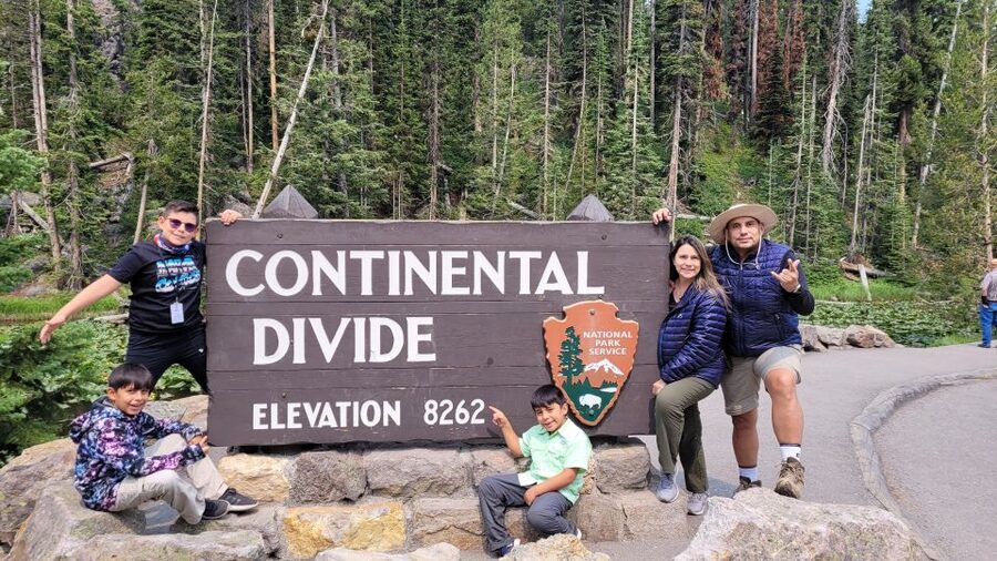 From Cody: Full-Day Yellowstone National Park Tour - Virginia Cascade Drive and the Gibbon River: Scenic Driving With a Lunch Option