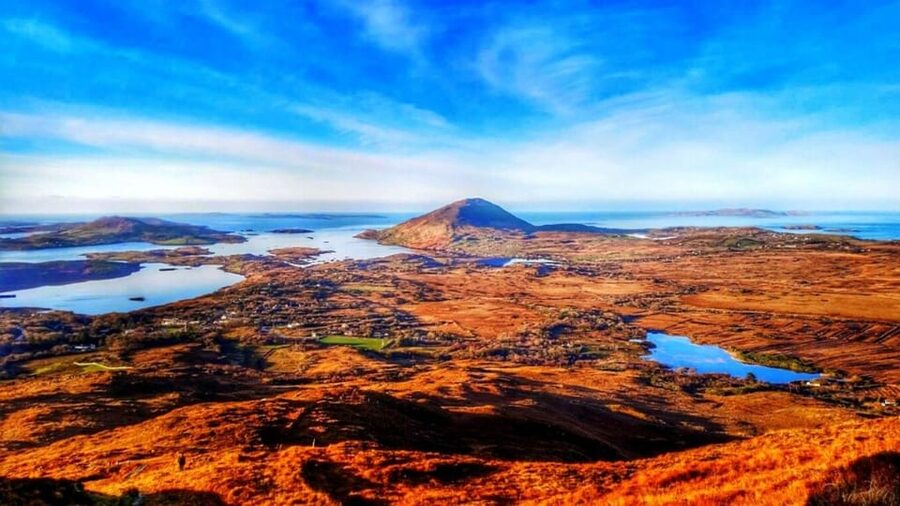 From Galway: Connemara, Kylemore Abbey or National Park Tour - From Kinlay Hostel to Galway Bay: the ride that sets the tone