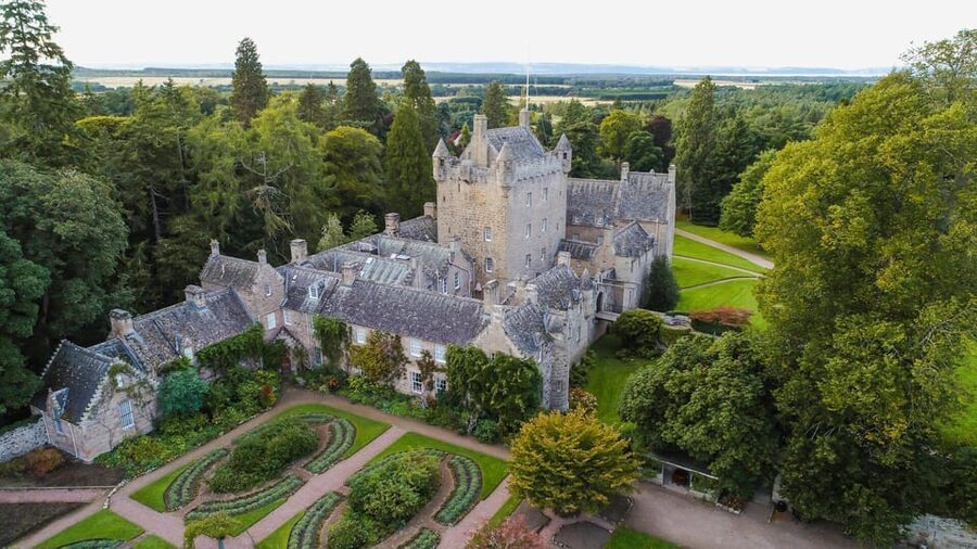 From Inverness: Cawdor Castle and Cairngorms National Park - Key highlights worth penciling in
