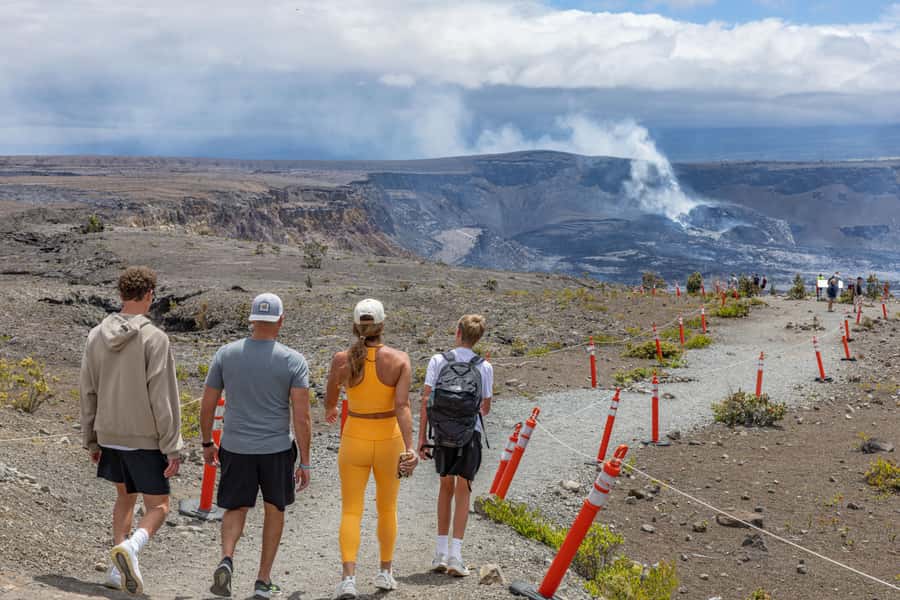 From Kailua-Kona: All-Inclusive Volcanoes National Park Tour - Price and Value: $1,795 Per Group Up to Four
