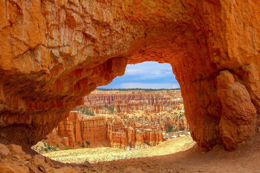 From Las Vegas: Zion and Bryce National Park Overnight Tour - Who should book this Zion and Bryce overnight tour