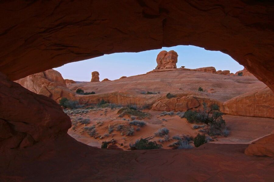 From Moab: Arches National Park 4x4 Drive and Hiking Tour - How the Day Flows: 9 Hours From Moab to Backcountry Arches