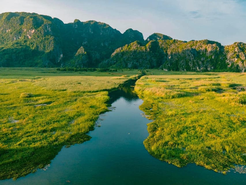 From Ninh Binh: Visit Cuc Phuong National Park - Van Long - Lunch at the park entrance: fuel before your two hike choices