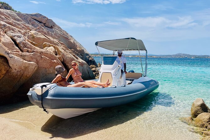 From Palau: Maddalena National Park Boat tour - The boat setup: comfortable, small, and made for close-to-shore stops