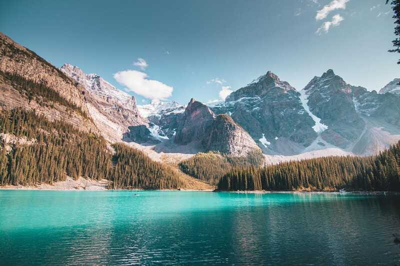 From Vancouver:4-Day Columbia Icefield & Banff National Park - Food, Comfort, and the Reality of Guided Group Timing